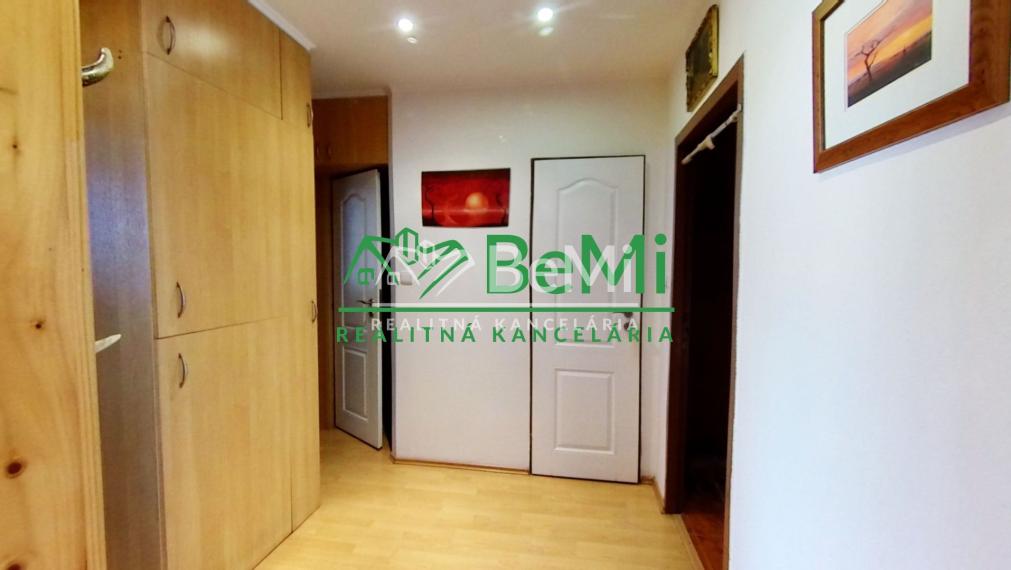 Prenájom 4 izbového bytu Michalovce