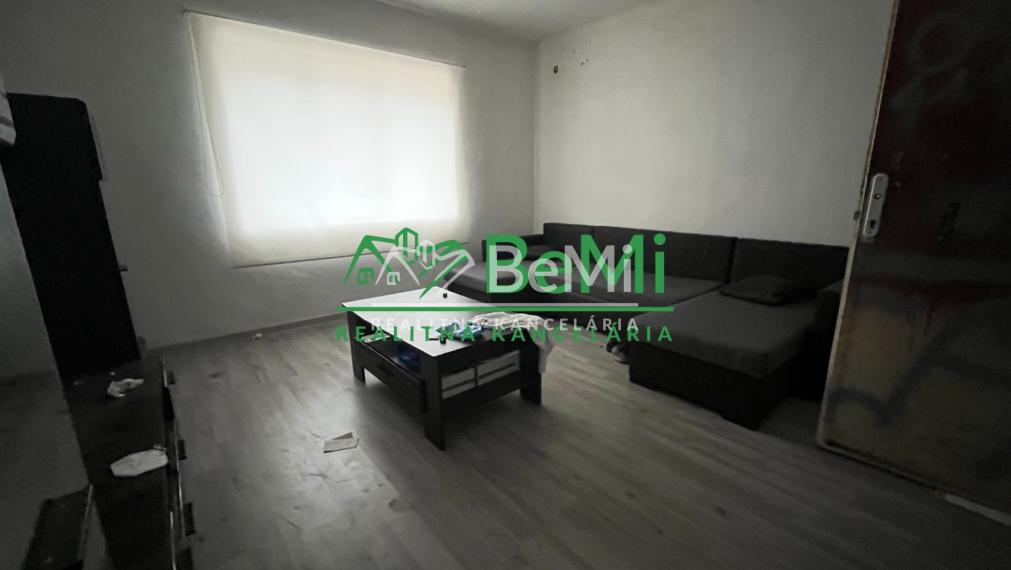 Predaj rodinný dom s pozemkom LEVICE  (074-12-MIJK)