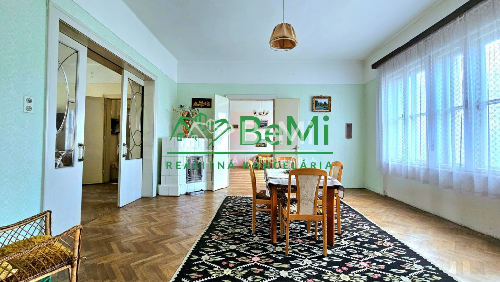 RODINNÁ VILA V CENTRE RIMAVSKEJ SOBOTY -EXKLUZÍVNE NA PREDAJ