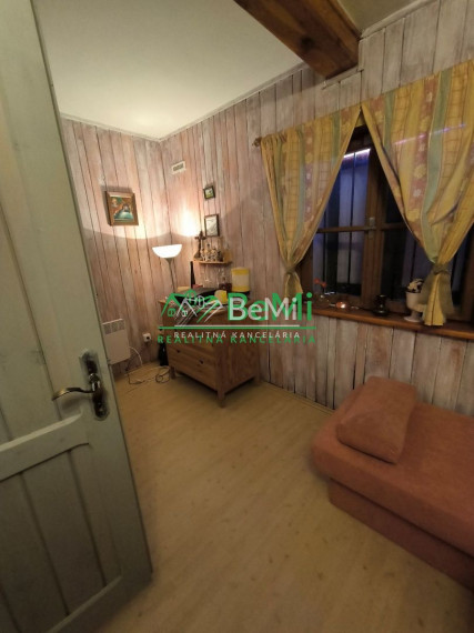 Chata, chalupa, dom  Čadca, 978m2   145-13-PEMOa