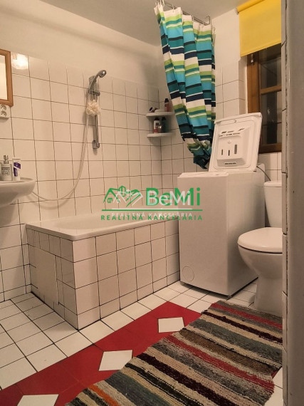 Chata, chalupa, dom  Čadca, 978m2   145-13-PEMOa