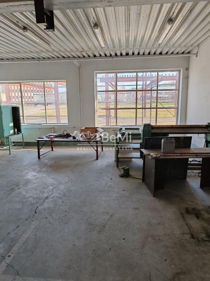 PREDAJ -VÝROBNÁ HALA SO SKLADOVÝMI PRIESTORMI ID 029-18-FIJAa