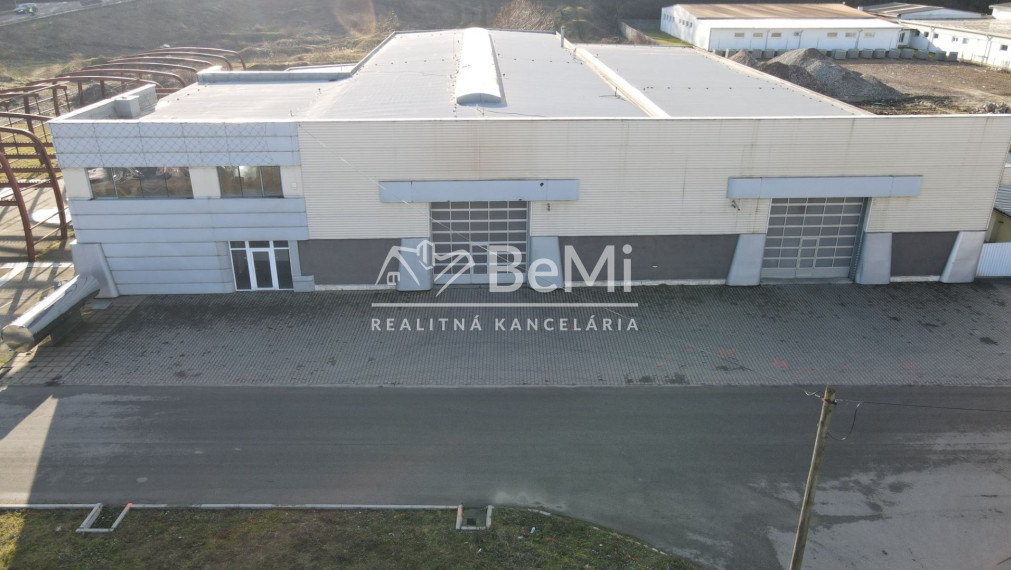 PREDAJ -VÝROBNÁ HALA SO SKLADOVÝMI PRIESTORMI ID 030-18-FIJAa