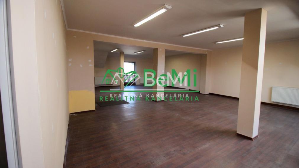 Objekt na bývanie a podnikanie ID: 007-12-TECUa