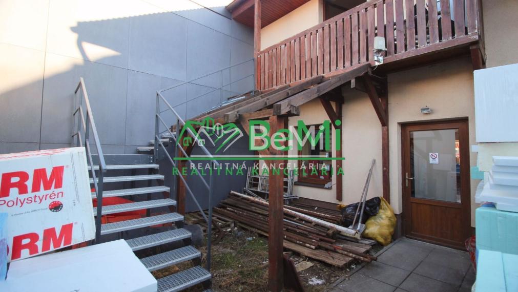 Objekt na bývanie a podnikanie ID: 007-12-TECUa