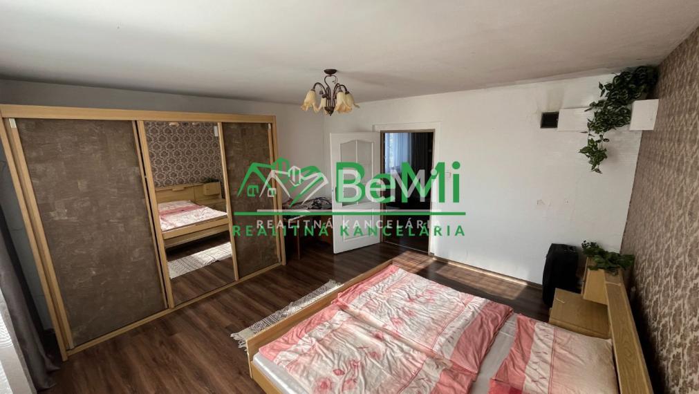 Na predaj RD N. Blatnica 103-12-ROCHa