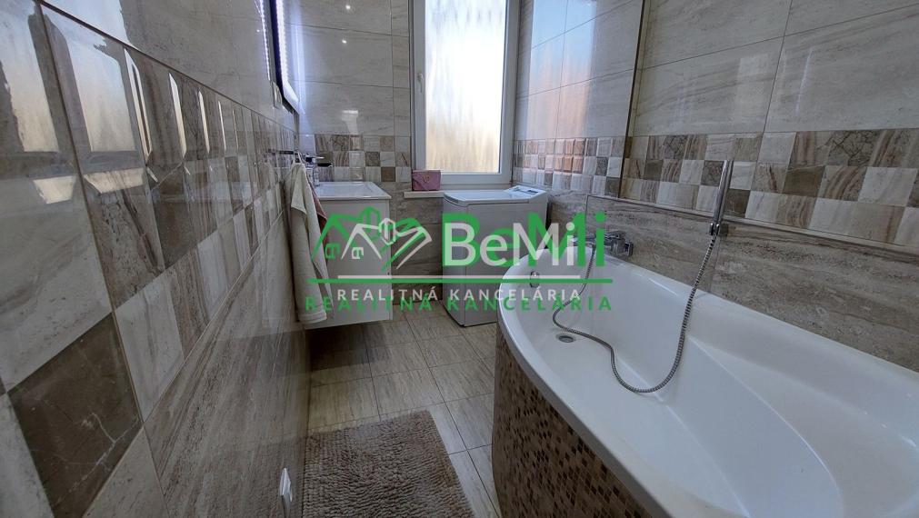 Na predaj zrekonštruovaný 2 izbový byt v meste Piešťany