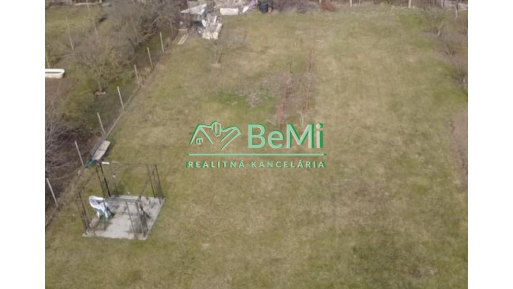 Pozemok – záhrada v obci Hrušovany 7 árov 020-14-PAMAa