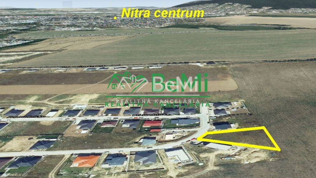 Pozemok 1 686 m2 Nitra Janíkovce všetky IS  ID 545-14-MIG