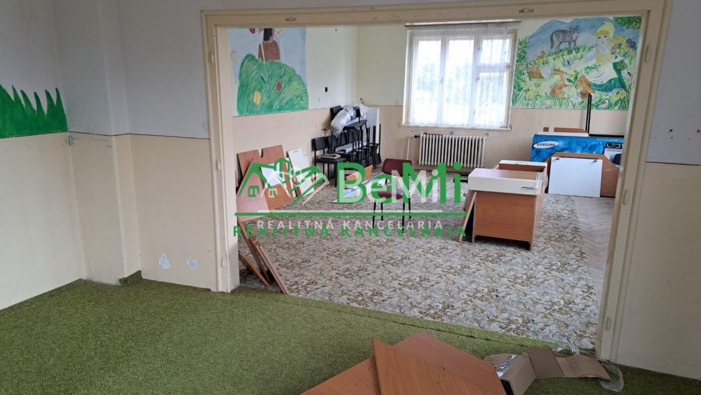 Rodinný dom Kostoľany pod Tribečom (002-12-VLAS)