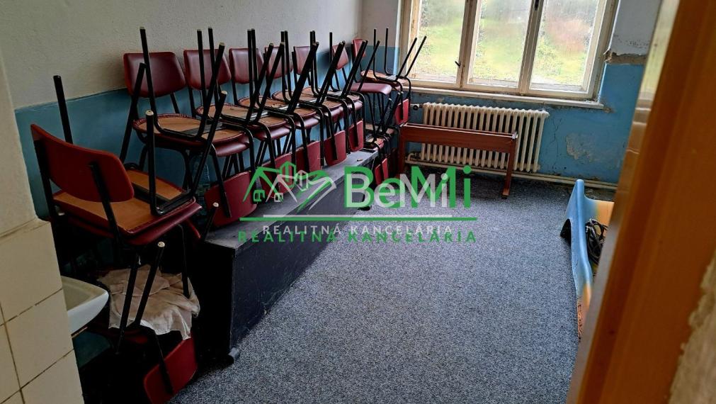 Rodinný dom Kostoľany pod Tribečom (002-12-VLAS)