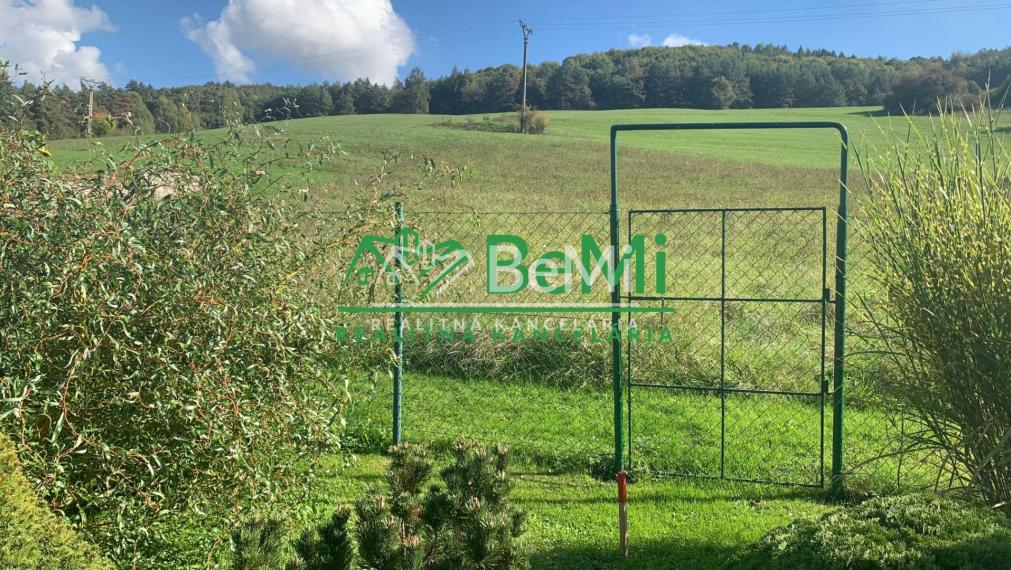 Stavebný, slnečný pozemok, 292 m2 Veľká Lúka