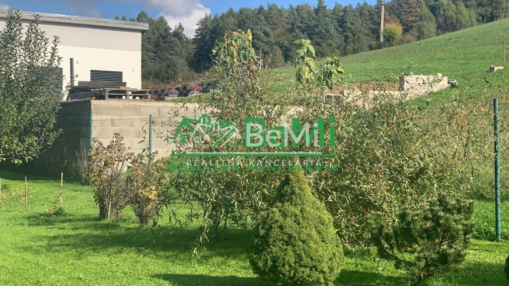 Stavebný, slnečný pozemok, 292 m2 Veľká Lúka