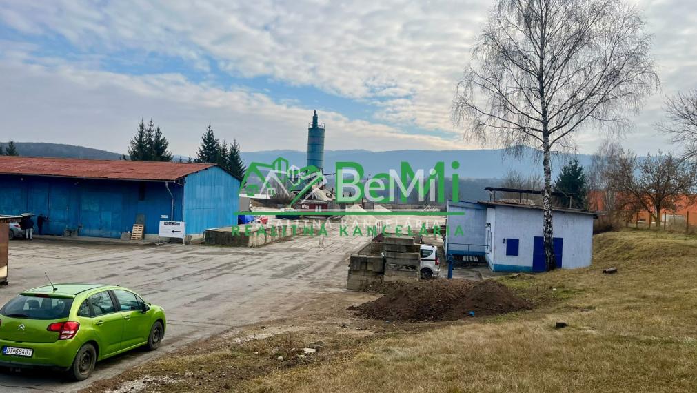 Prenájom hala, sklady, kancelárie, Zvolen - Lieskovec