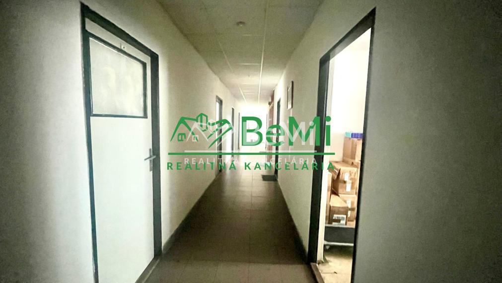 Na prenájom haly a kancelárie, Zvolen, Lieskovec