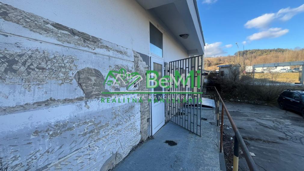 Prenájom, skladové priestory  60m2  Banská Bystrica-Sásová