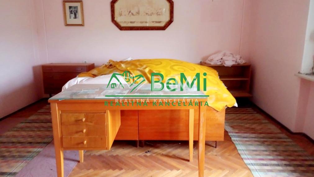 Predaj dvojgeneračného rodinného domu - Sazdice( 018-12-HEKA)