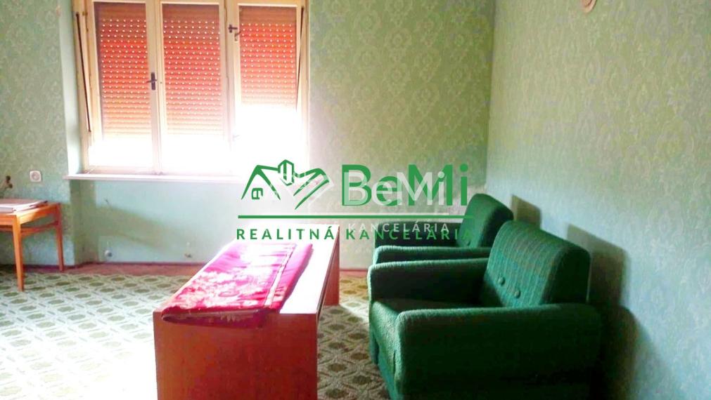 Predaj dvojgeneračného rodinného domu - Sazdice( 018-12-HEKA)