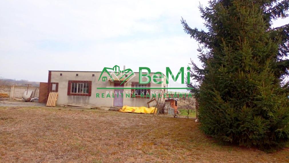 Predaj dvojgeneračného rodinného domu - Sazdice( 018-12-HEKA)