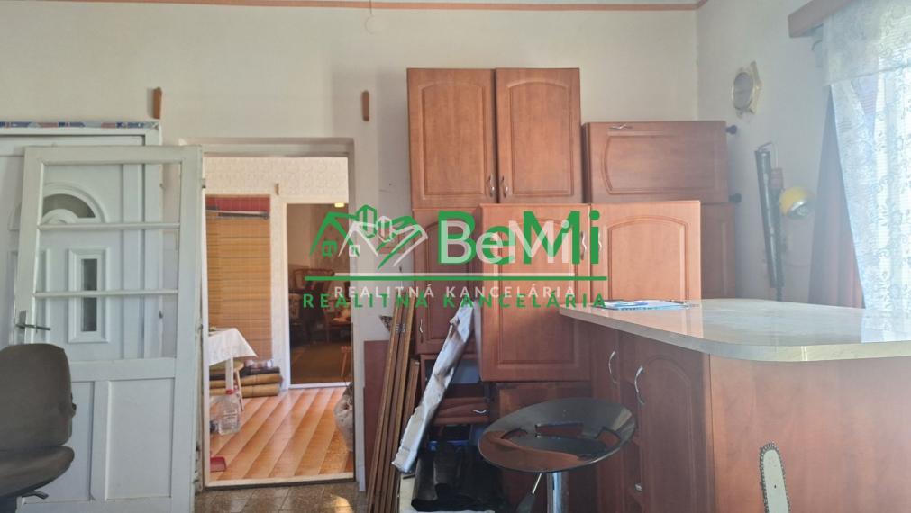 Rodinný dom vo veľmi dobrom stave v obci Rásonysánpberencs v Maďarsku za super cenu - NA PREDAJ