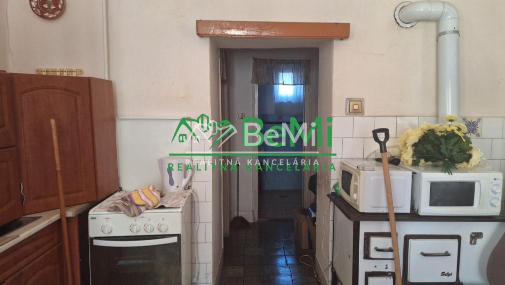 Rodinný dom vo veľmi dobrom stave v obci Rásonysánpberencs v Maďarsku za super cenu - NA PREDAJ