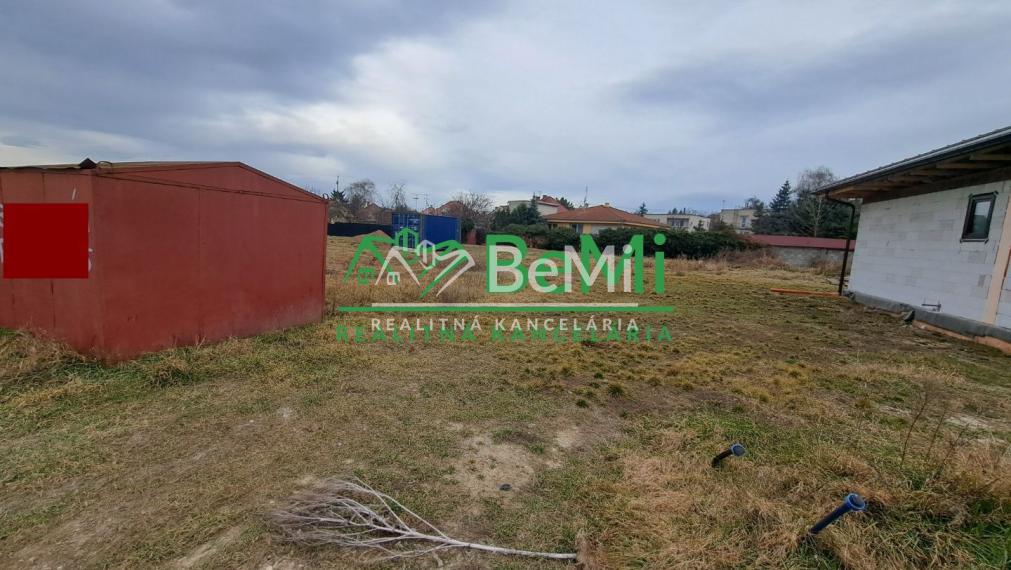 Stavebný pozemok v obci Šintava/ o výmere 635 m2 - novo vybudovaná štvrť Malé Sihote ID 027-14-EVBA