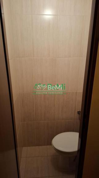 Predaj, 2 izbový zrekonštruovaný byt - Šahy (036-112-PEKR)