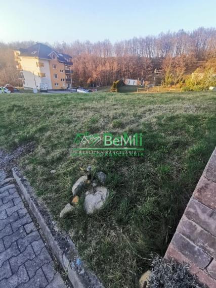 Slnečný pozemok v obci Cígeľ (021-14-ZUPIa)