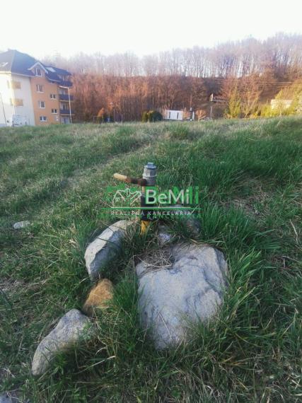 Slnečný pozemok v obci Cígeľ (021-14-ZUPIa)