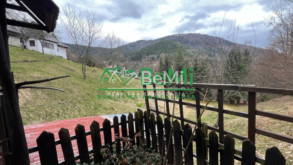 Záhrada s chatkou, 2202 m2, Špania Dolina