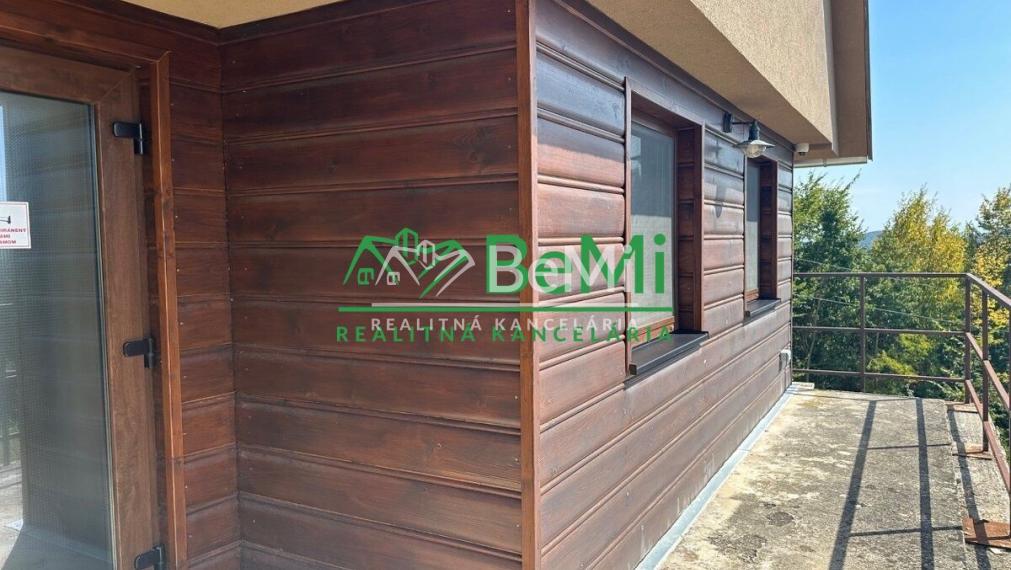 Predaj krásnej rekreačnej chaty priamo na lyžiarskom svahu – Bezovec, Nová Lehota 010-13-MIKUa