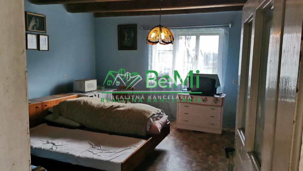 Znížená cena veľký pozemok v obci Bystričany 016-12-ZUPIa