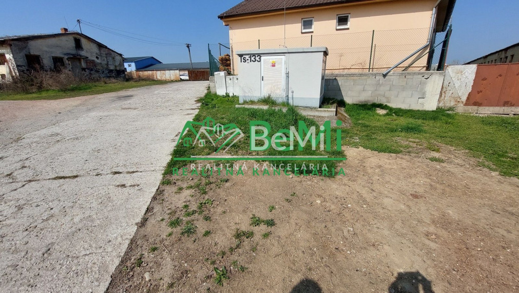 Na predaj hospodárska budova meste Topoľčany