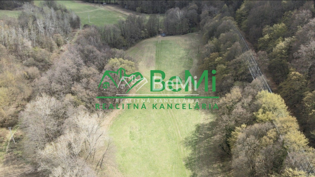 Na predaj lukratívny pozemok na chov rýb - Horná Ves