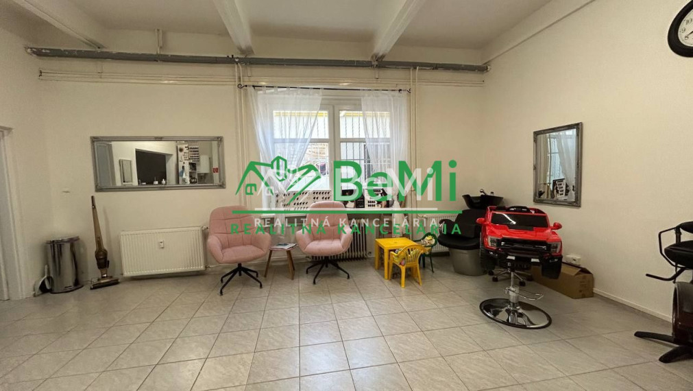 Prenájom, kadernícky salón, Banská Bystrica