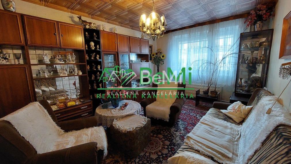 Na predaj rodinný dom v meste Topoľčany - ID 192-12-LUGUE