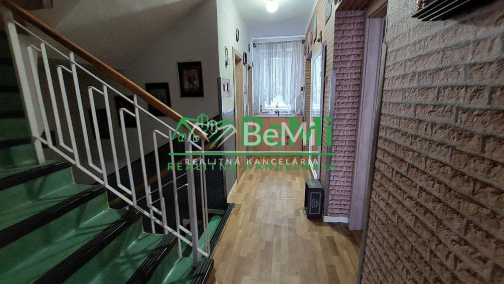 Na predaj rodinný dom v meste Topoľčany - ID 192-12-LUGUE