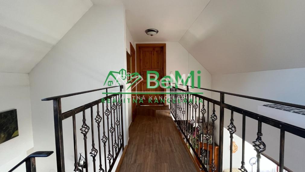 Predaj  rodinný dom -  Brehy /Nová Baňa/    089-12-MIJK