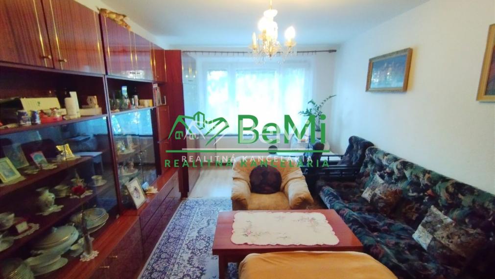 Priestranný 2-izbový byt na PREDAJ-Lučenec