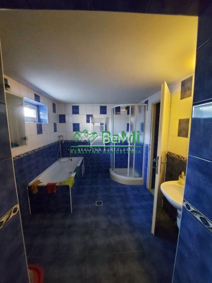 Objekt na podnikanie-Lučenec- na predaj