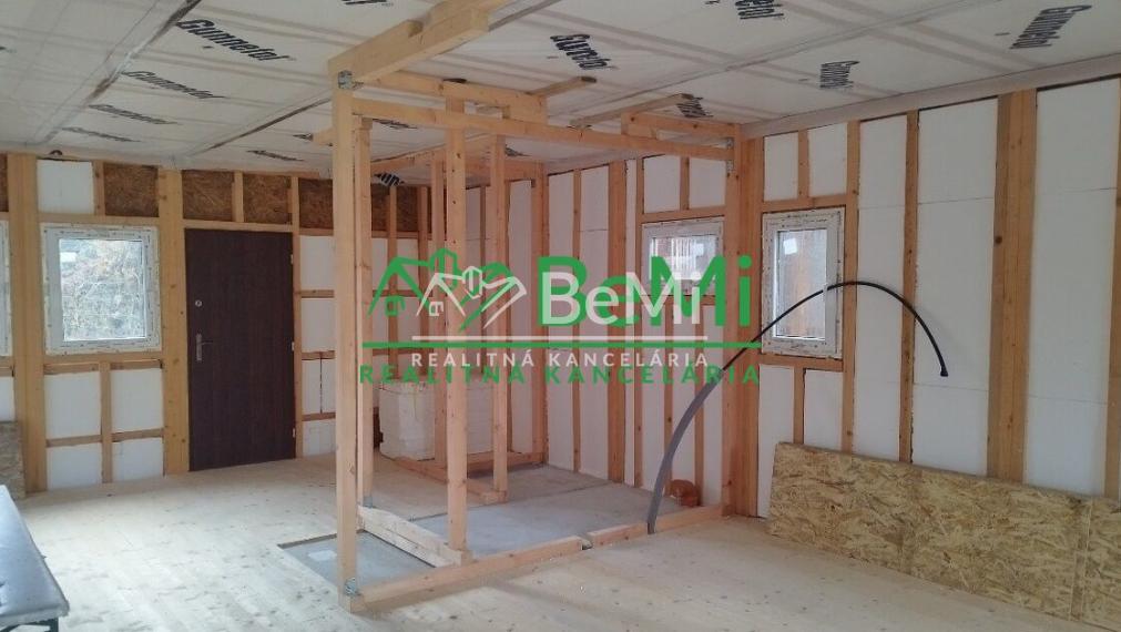 Predaj chatky v areáli termálneho kúpaliska Chalmová 022-13-ZUPIa