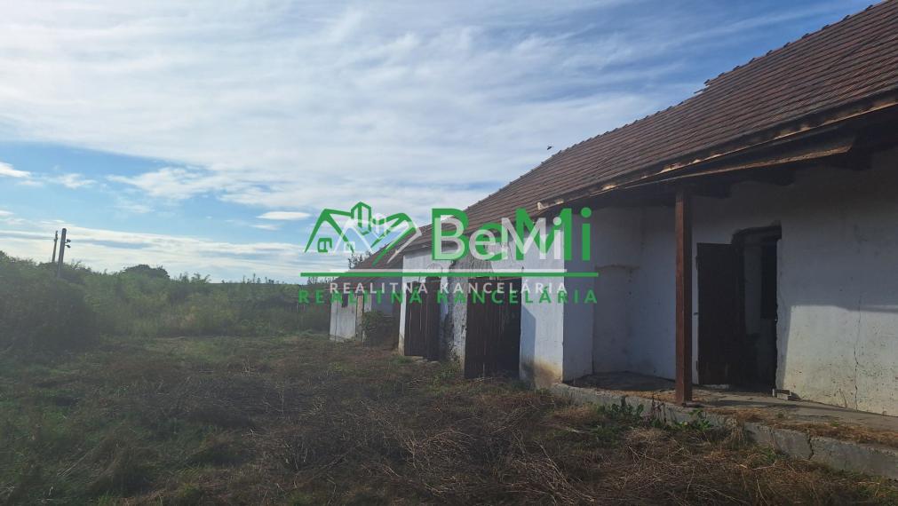 Dom v obci Méra /okres Encs/ 12 700,-Eur  - NA PREDAJ