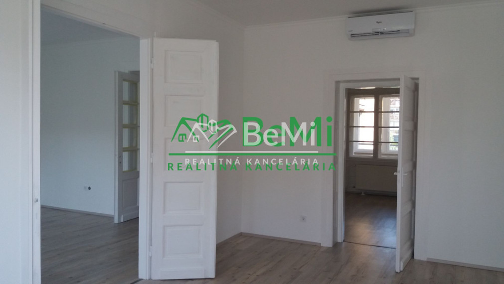 3-izbový byt v centre mesta Miscolc- Výhodná investícia - PREDAJ