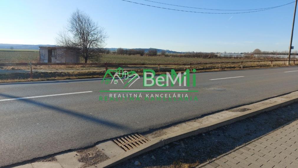 Predaj  pozemok-orná pôda, Nitra-Janíkovce(060-14-ERF)