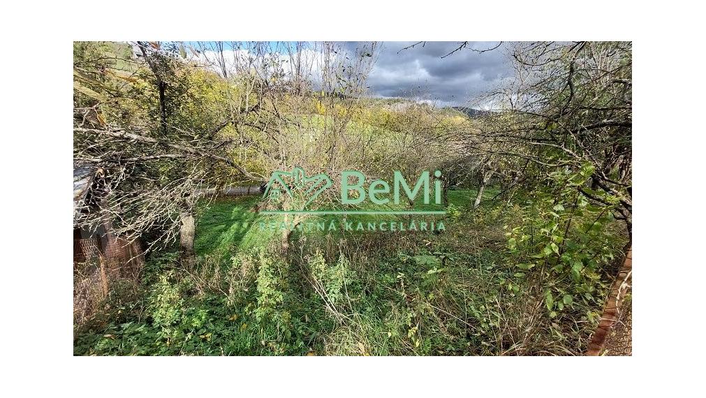 Exkluzívne na predaj stavebný pozemok v obci Lúka