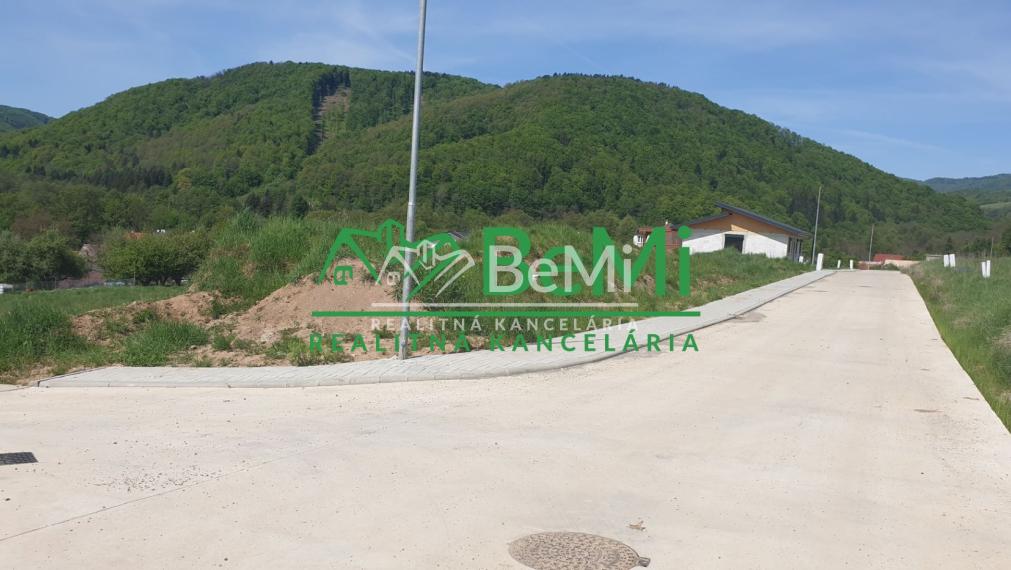 Stavebný POZEMOK ...1142 m2...Horné Hámre (170-14-DARE)