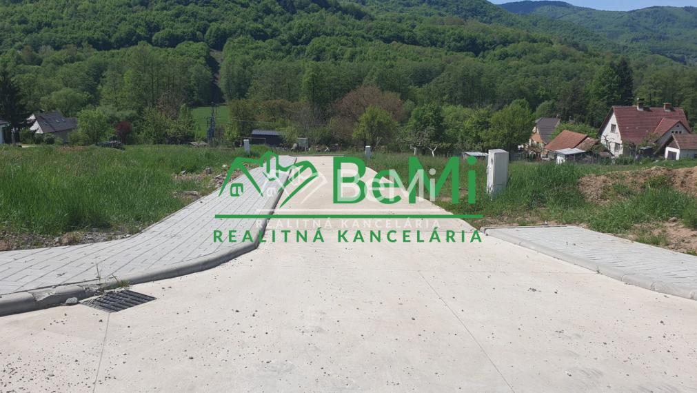Stavebný POZEMOK ...1142 m2...Horné Hámre (170-14-DARE)