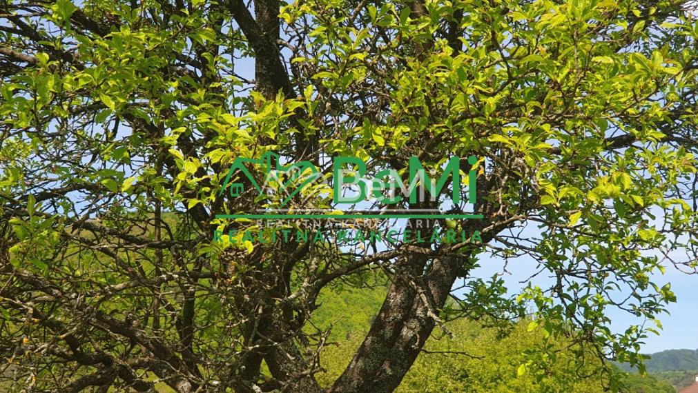 Stavebný POZEMOK ...1142 m2...Horné Hámre (170-14-DARE)