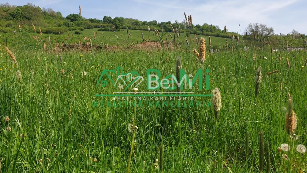 Stavebný POZEMOK ...1142 m2...Horné Hámre (170-14-DARE)