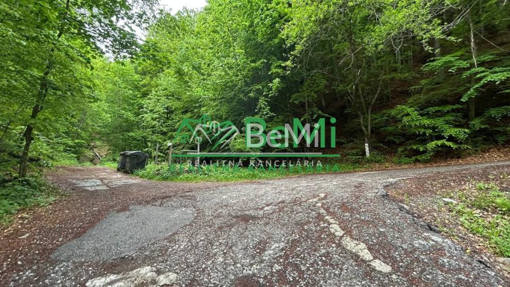 Pozemok Tajov – pokojné miesto pri potoku